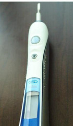 Predám elektrickú zubnú kefku Braun Oral-B 9400 Triumph – fotka 2